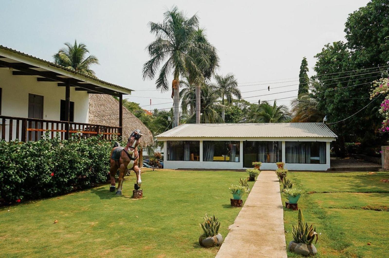 Hotel Tunco Lodge La Libertad Luaran gambar
